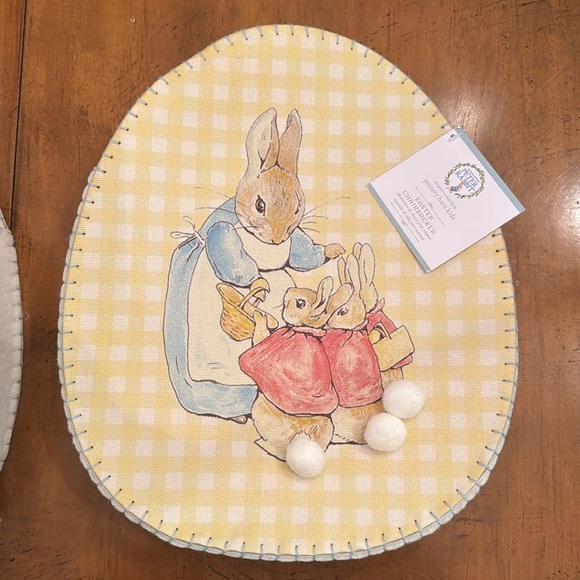 NWT Pottery Barn Kids Peter Rabbit Egg Shaped Gingham Chairbacker - price firm - Picture 5 of 6